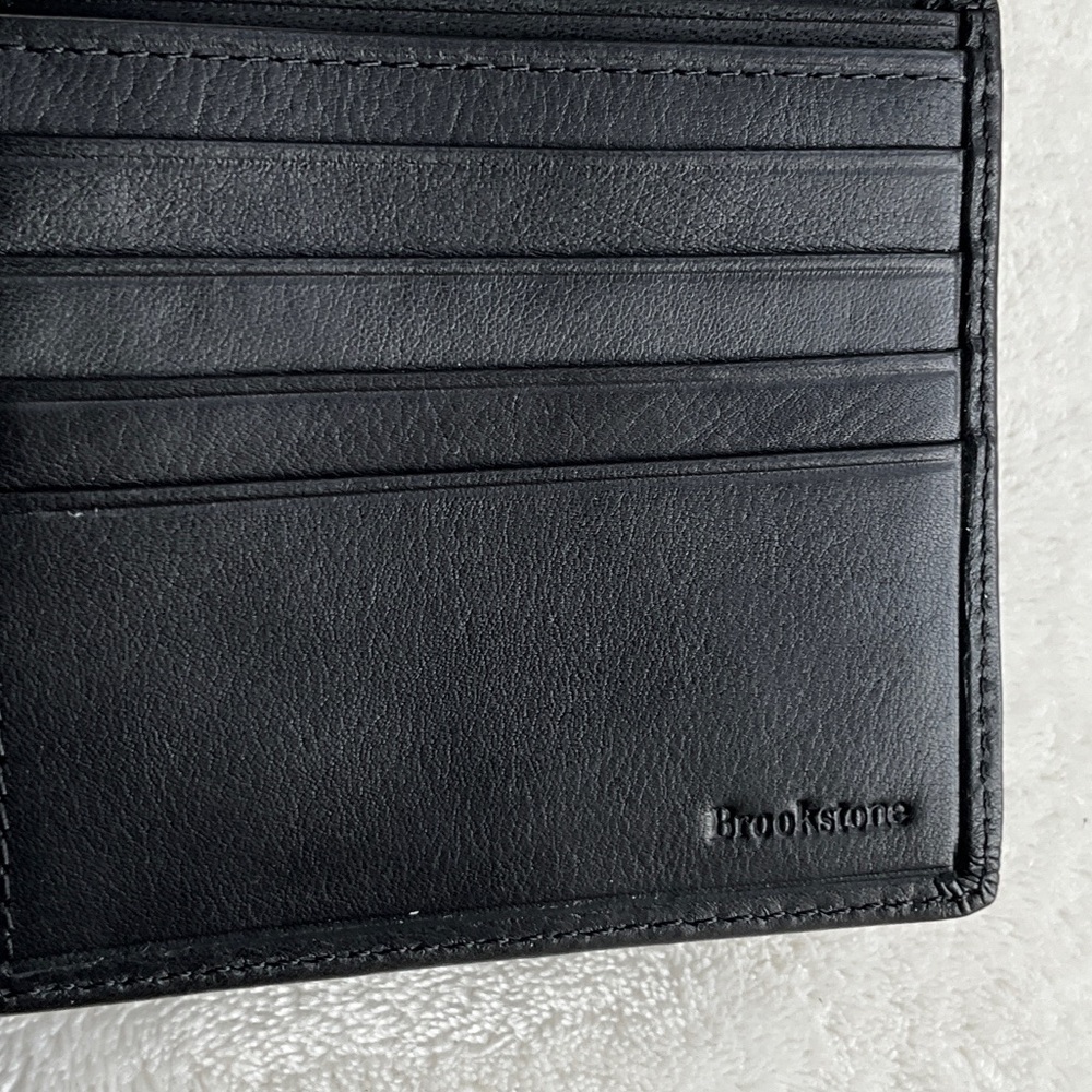 Brookstone Leather Black Card Holder